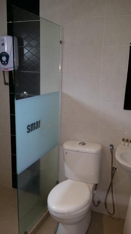 Smart Hotel Seremban Habitación foto